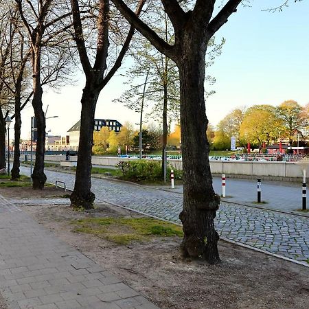 Ferienwohnungen -Am Strom 41- In Warnemuende Rostock Exteriör bild